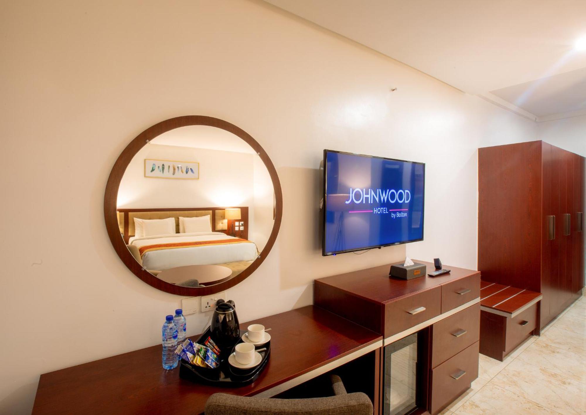 Johnwood Hotel By Bolton Абуджа Экстерьер фото